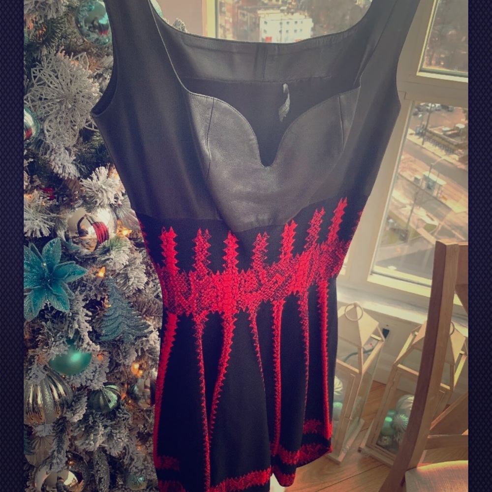 ALEXANDER MCQUEEN LEATHER BRA JACQUARD KNIT DRESS